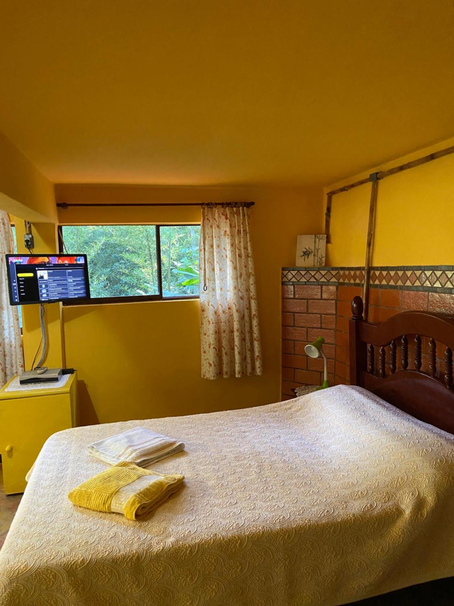 Villa Chale Laranja - Sitio Caldeirao à Posse  Extérieur photo